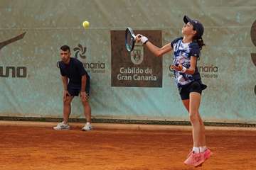 Flynn, Loftus, Rodríguez y Watters, campeones del Yellow Bowl en Telde/TA.